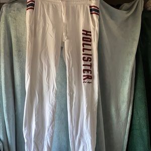 Hollister joggers